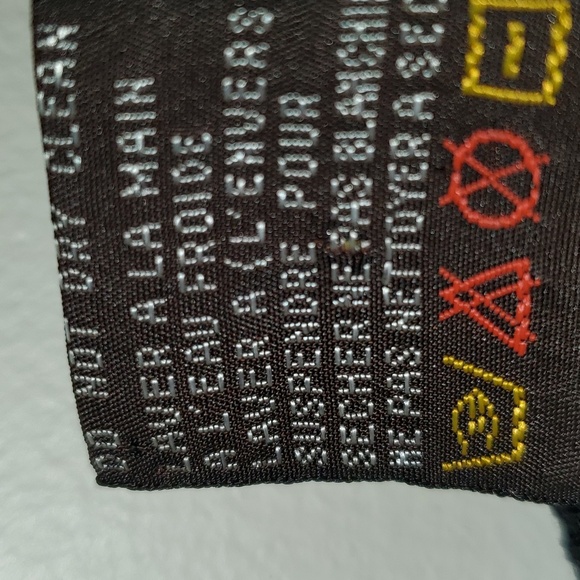 Lim Ying Ying Winter Pullover Sweatshirt Black Size Medium  Vintage - Picture 9 of 10